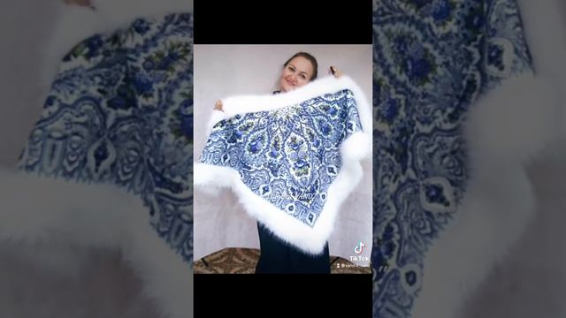 Платок с меховой опушкой «Княжеский»-«Миндаль»#sandravand смотреть онлайн