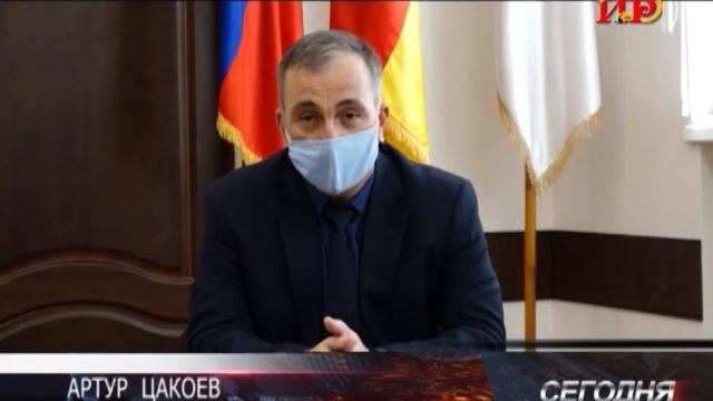 Швейная фабрика БТК-4 выполнила заказ на пошив защитных костюмов для врачей смотреть онлайн