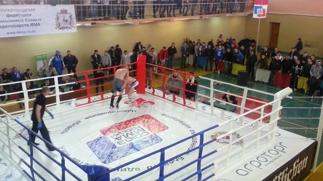 Первый бой Сергея Маркеева в ММА Нижний Новгород!!! смотреть онлайн