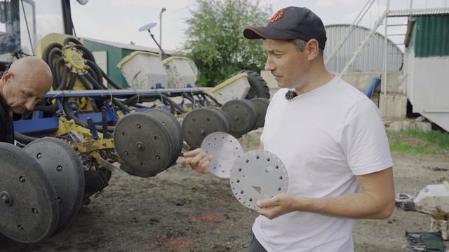 Сев кукурузы и подсолнечника | Полигон Агро смотреть онлайн