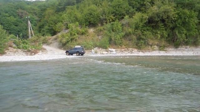 Ниссан Патрол Y60. Брод. смотреть онлайн