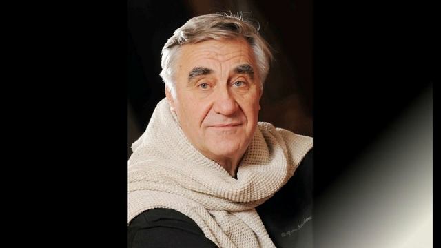 Большая трагедия...Люди прощаются с актером Анатолием Васильевым... смотреть онлайн