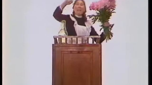 А. Барто "Леночка с букетом" смотреть онлайн