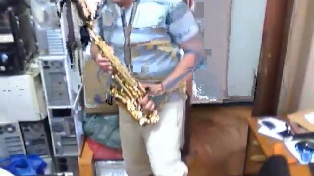 Aprenda a como nao tocar um sax! смотреть онлайн