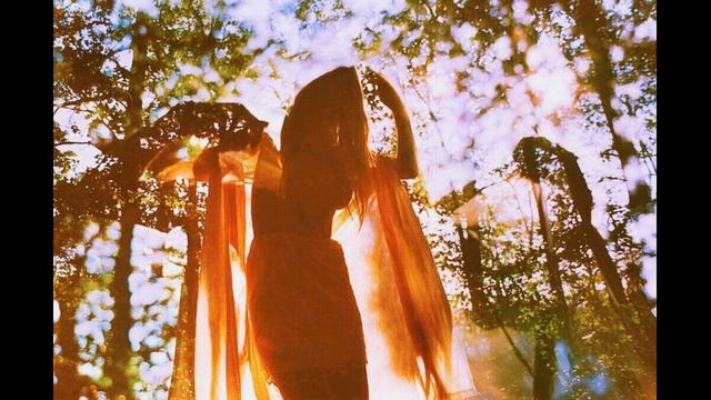 Шёл по улицам Бог. Автор: Надежда Тихонова. ? God walked the streets. Author: Nadezhda Tikhonova. смотреть онлайн