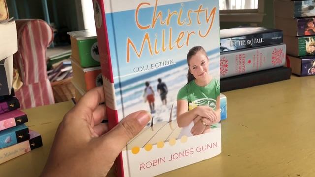 Favorite Books for Tweens & Teens смотреть онлайн