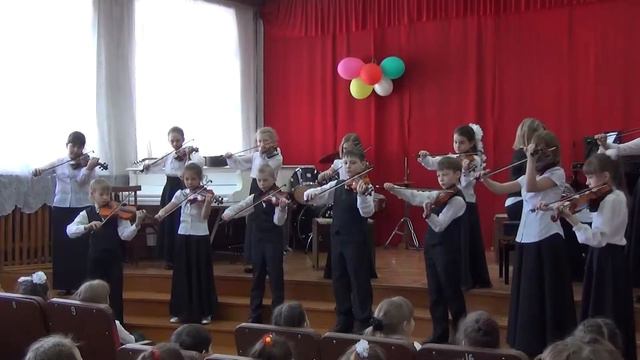 ансамбль Дивертисмент г Усолье Сибирское Гершвин Хлопай в ладоши смотреть онлайн