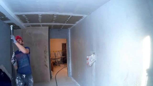 ☞ ASPRO-8000® мощный агрегат для механизированной шпатлевки стен, потолков. Быстрое нанесение. смотреть онлайн