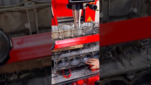 Mercedes Bens M113, гильзовка блока. смотреть онлайн