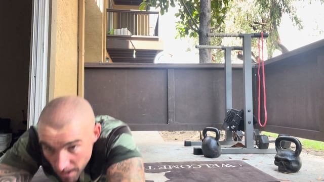 Build LEAN and SOLID muscle with this military full body circuit смотреть онлайн