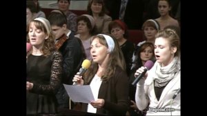 Изумлённые очи не смея поднять..