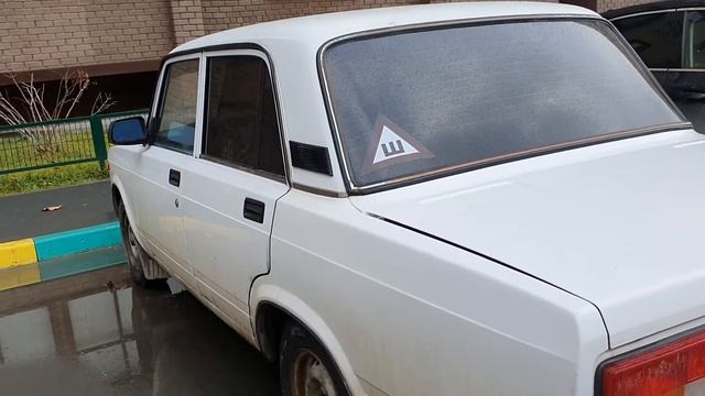 обзор Автомобиля Ваз 2105. старые Автомобили. смотреть онлайн