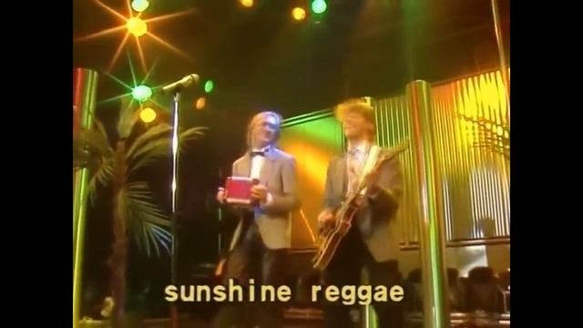 Laid Back - Sunshine Reggae live at Thommy's Pop Show 1983 с переводом RuSubSongs смотреть онлайн