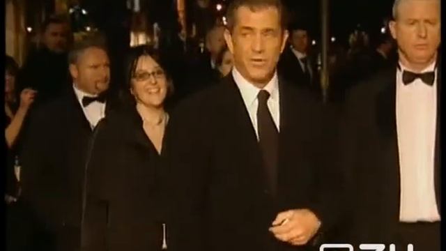 Ґібсон і його каратистка (сюжет RU Music) смотреть онлайн