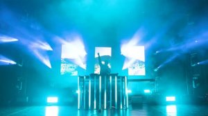 Ashley Wallbridge ft. Linney - City of Angels. by Аристократ