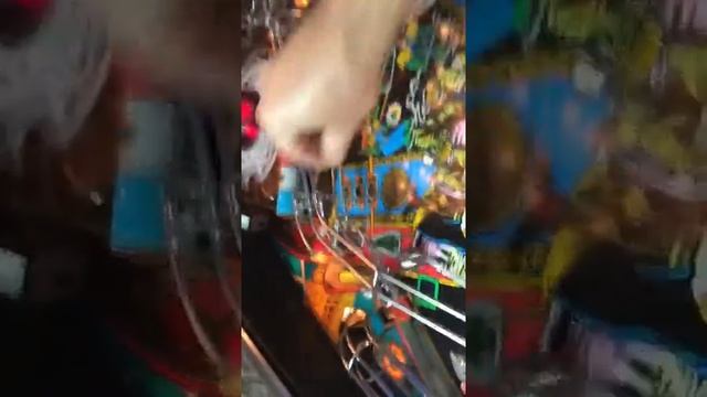 Dredd Pinball - Judge Death hand смотреть онлайн
