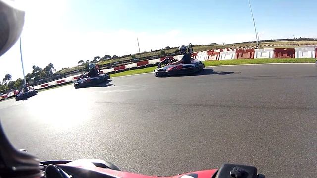 ANZB kart attack смотреть онлайн