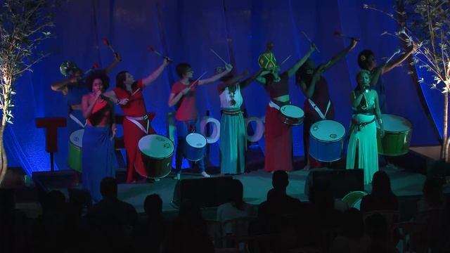A Força E A Beleza Da Mulher No Samba Reggae | Cores De Aidê | TEDxFloripa