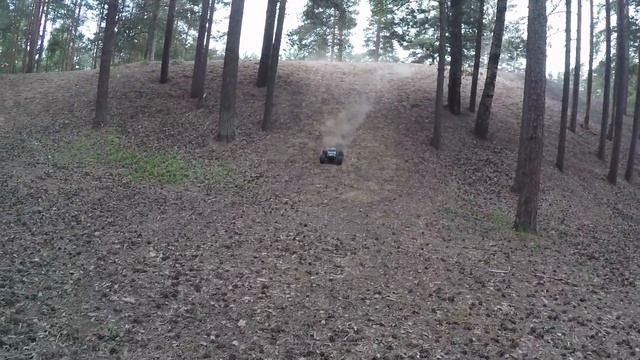 ThunderTiger MT4-G5 на новых колесах смотреть онлайн