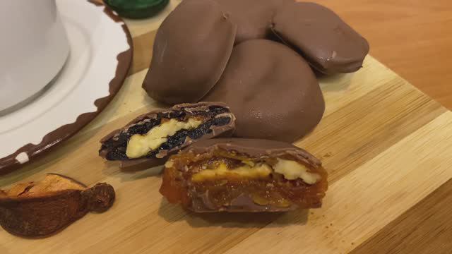 Невероятные домашние конфеты всего из 3-х ингредиентов! Забудешь о покупных сладостях! смотреть онлайн