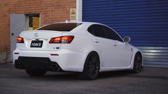 Lexus ISF Toms Racing Exhaust!! смотреть онлайн