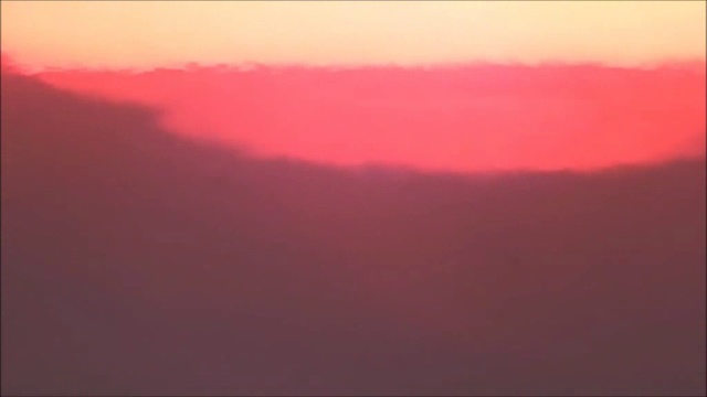 Нет настоящего солнца, есть сладкая иллюзия яркого сна. Полая земля (2) смотреть онлайн