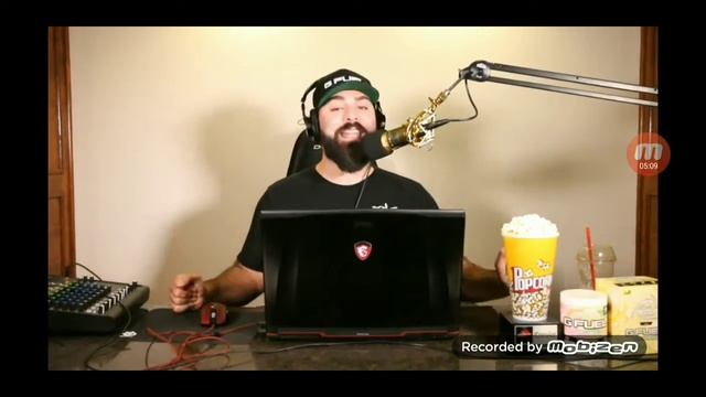 YOUTUBER RAPPER WAR!!!!(React Drama Alert Team 10 VS Cloutgang) смотреть онлайн