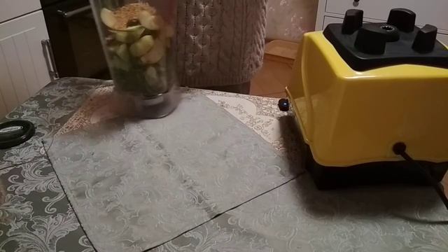 Зимний зеленый коктейль смотреть онлайн