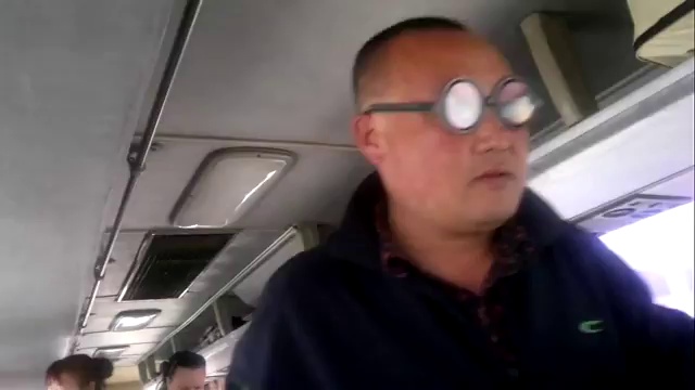 Очки надо? смотреть онлайн