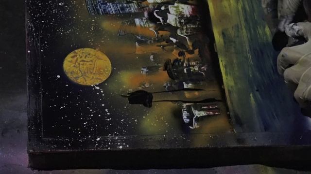 Лазаревское Рисунок баллончиками в полночь на пляже.2160p 4K смотреть онлайн