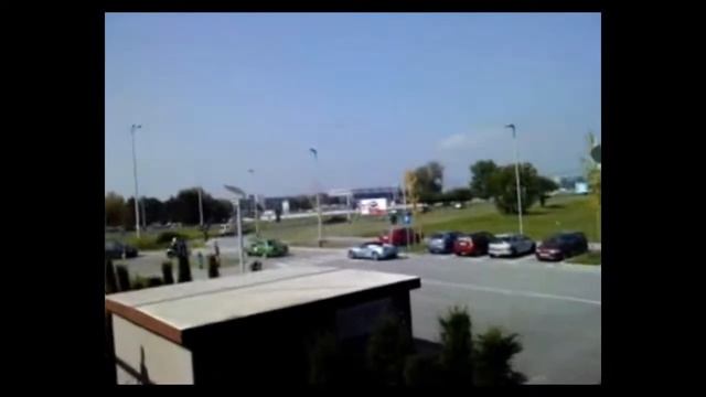 Almaty race Dodge Viper vs. BMW electric