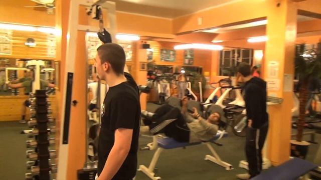 Bodylines Weight training the guys from across the City 18th November 2012 смотреть онлайн