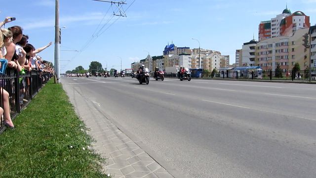 Парад байк-фестиваля Брест-2014 смотреть онлайн