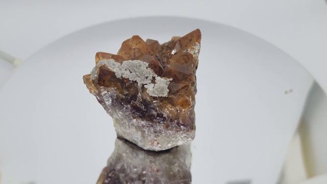 Англезит на кварце смотреть онлайн