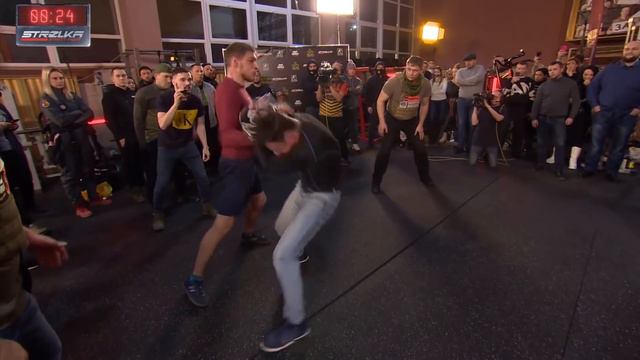 ЛОБСТЕР против ОФИЦИАНТА !!! KIMBO STRELKA смотреть онлайн