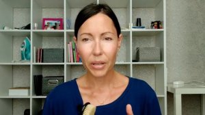 Массаж лица сухой щеткой