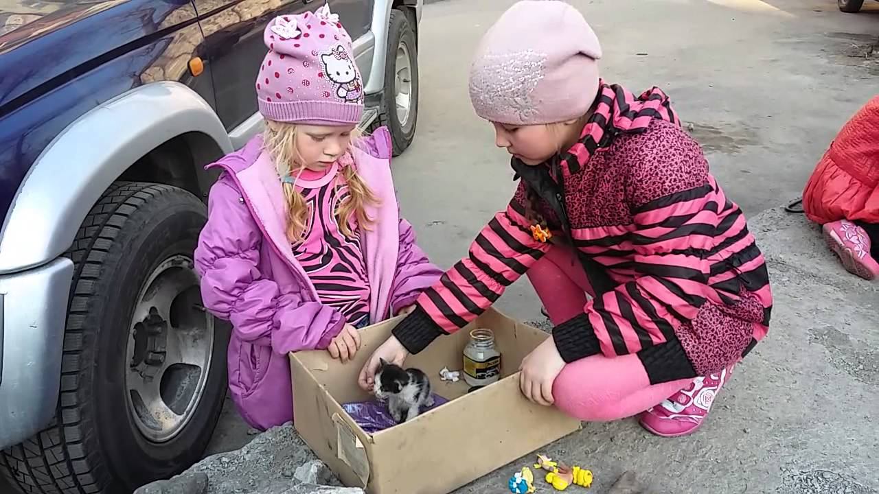 Апрель. Дети смотреть онлайн