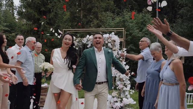 Камерное торжество в потрясающем месте с выездной церемонией! смотреть онлайн