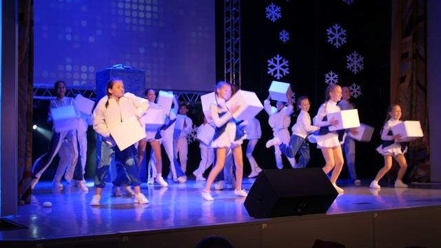 Новогодние представления для детей от газовиков смотреть онлайн