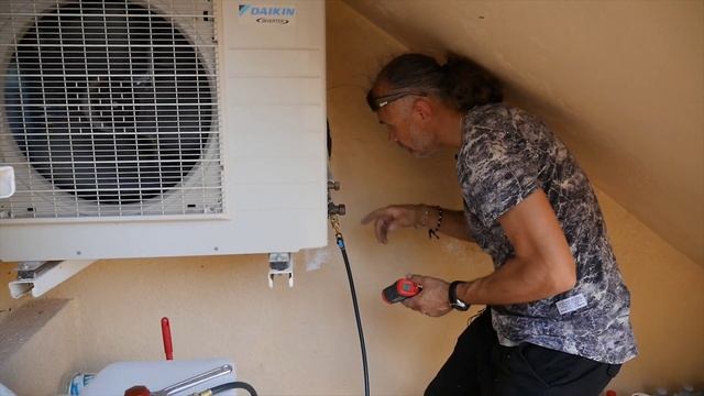 Ремонт и Установка кондиционеров в Испании смотреть онлайн