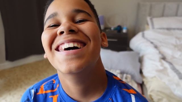 There's something WRONG with Cali's HANDS | FamousTubeFamily смотреть онлайн