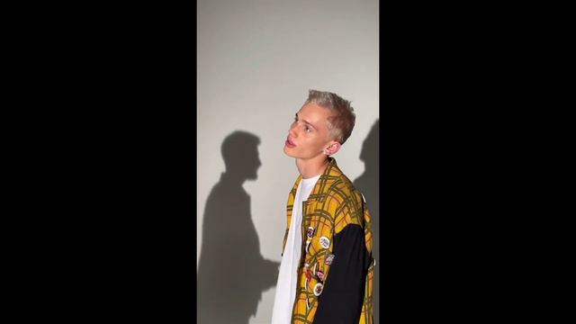 escape & Даня Милохин - So low (Snippet Video) смотреть онлайн