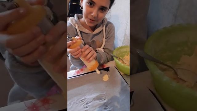 Готовим вместе??печенье розочки?.Что то пошло не так? смотреть онлайн