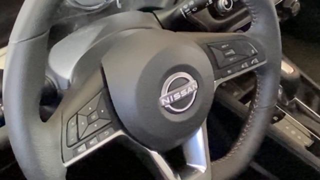 Nissan has a real winner here. The 2024 Nissan Kicks Experience, Features and Benefits. смотреть онлайн