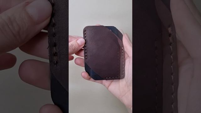 Обзор кожаного картхолдера Soroko, коричневый смотреть онлайн