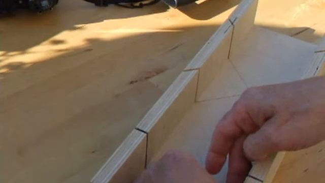 How to fix a partly broken plastic tripod thread of Fujifilm Finepix HS10 (and others) смотреть онлайн