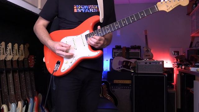 Fender Musicmaster Bass Amp Tone! смотреть онлайн