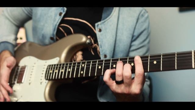 LAMBERTONES "the Triple Shots" & "the Crema" HSS Review | Boutique Stratocaster Pickups смотреть онлайн