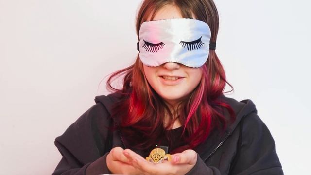 #1 УГАДАЙ ЖИВОТНОЕ с закрытыми глазами. ЩУП-ЩУП. смотреть онлайн