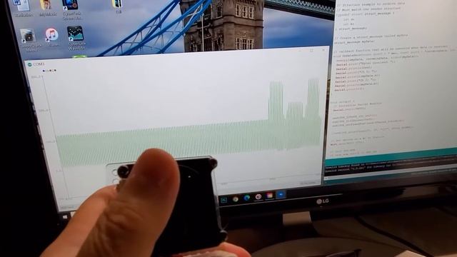 ESP32 2-channel remote control by using ESP NOW смотреть онлайн